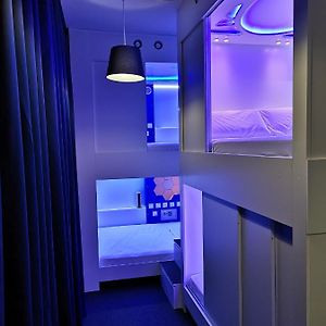 Dormitory Room Mixed